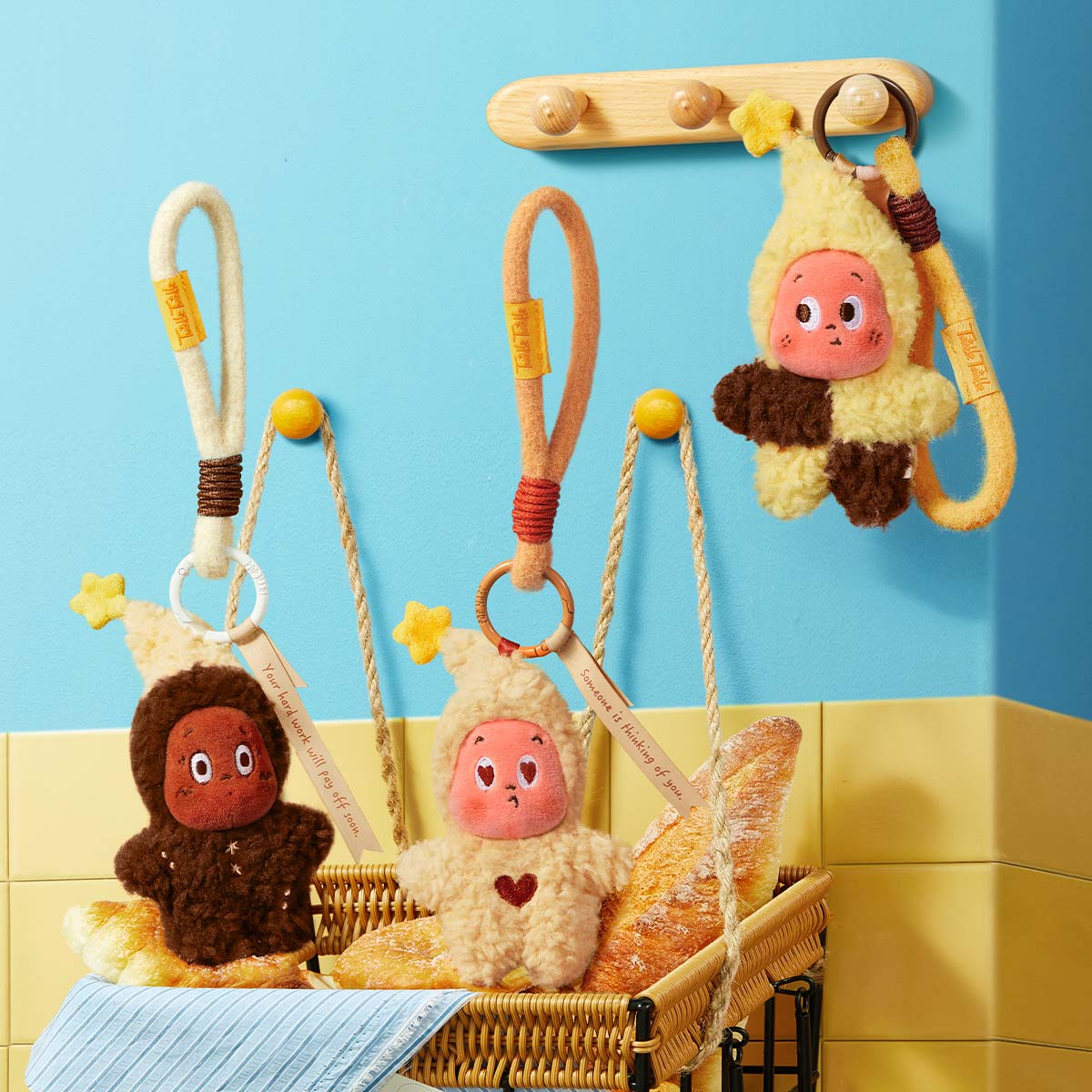 Trendy-Toy-Box-TWINKLE-TWINKLE-Savor-the-Moment-Series-Fresh-Baked-Mini-Cookies- Plush-Pendant