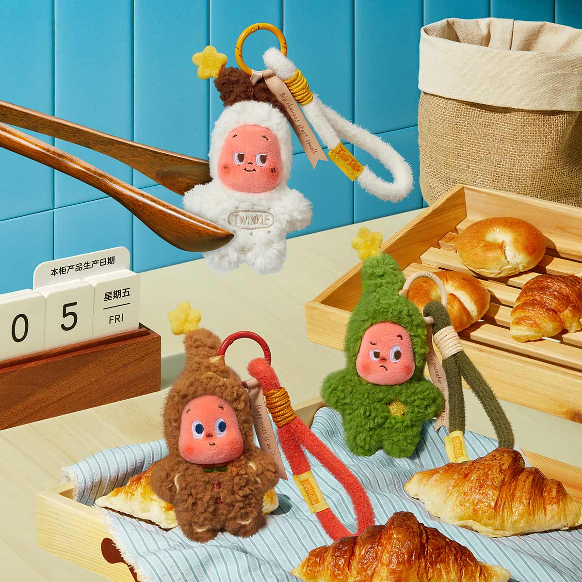 Trendy-Toy-Box-TWINKLE-TWINKLE-Savor-the-Moment-Series-Fresh-Baked-Mini-Cookies- Plush-Pendant