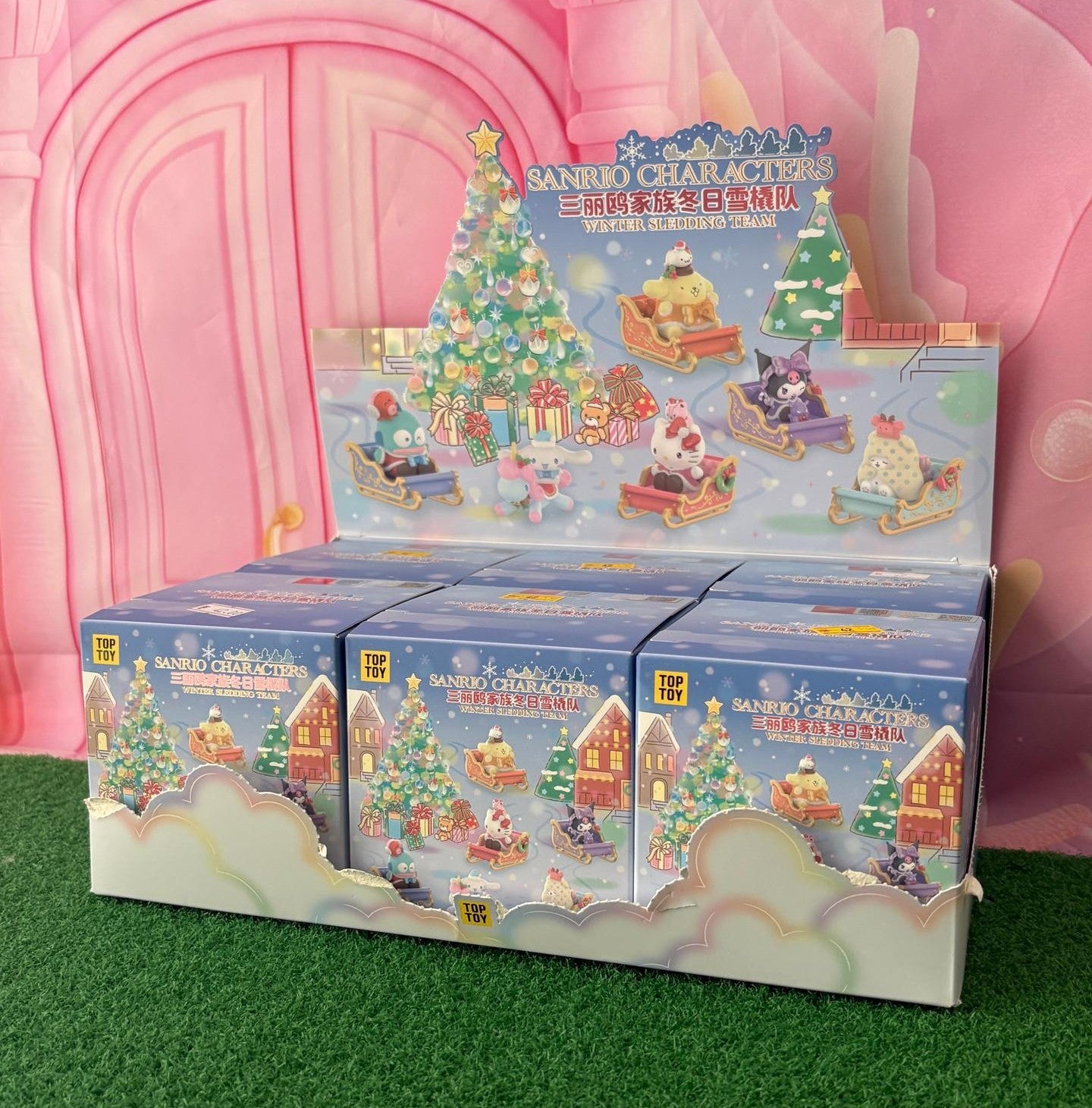 trendytoybox-SANRIO-CHARACTERS-Winter-Sledding-Team